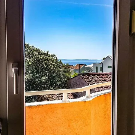 Orange * Petrcane
